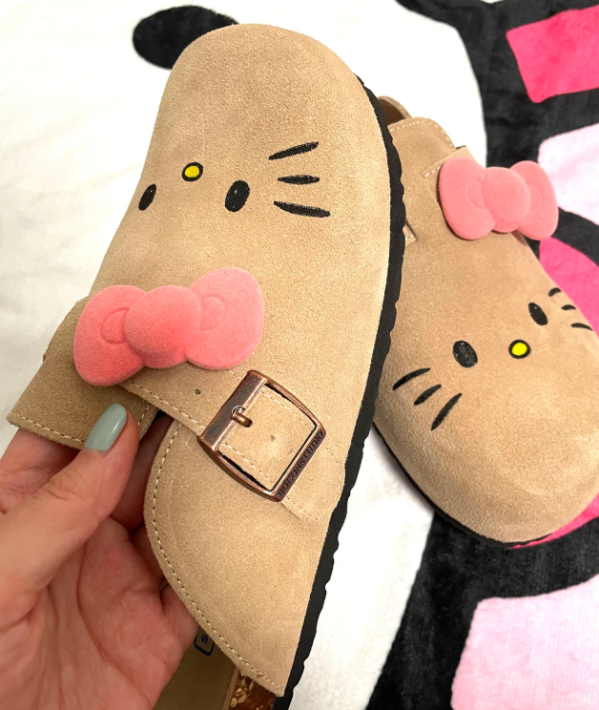 Cute Hello Kitty Clogs